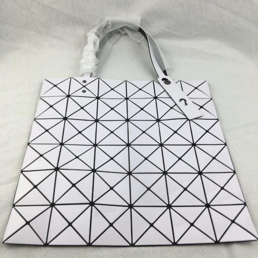 ✨Brand New Bao Bao Issey Miyake Lucent Tote Bag